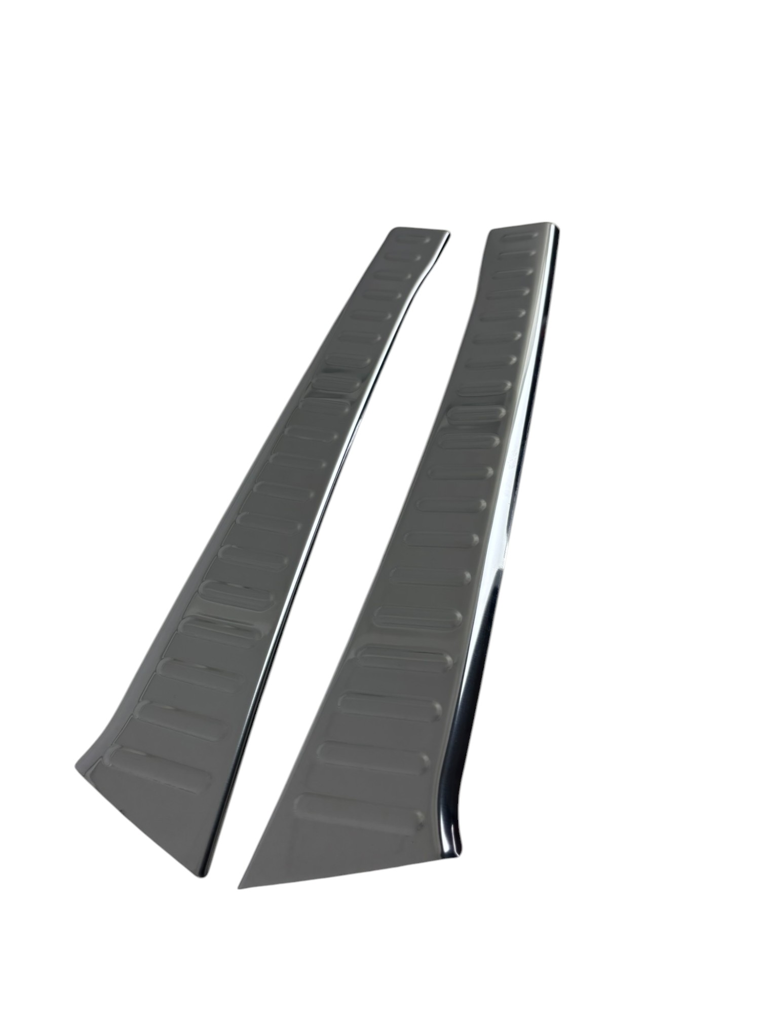 Dacia Sandero 3 HB 2020 > Bagaj İç Eşiği P. Çelik - Görsel 2