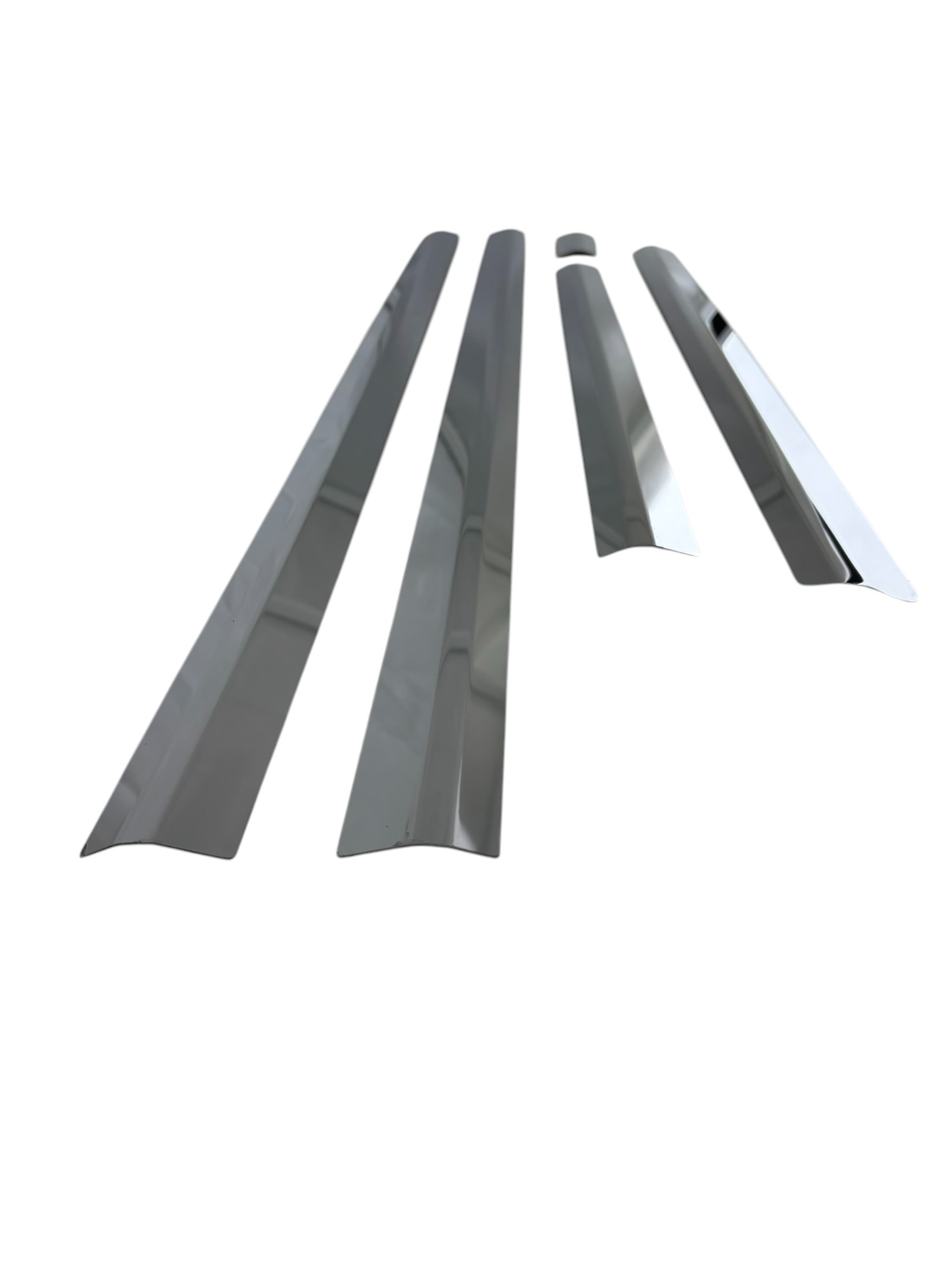 VW T5 Transporter Van 2003 > Yan Kapı Çıtası 5 Prç. P. Çelik - Kısa Şase